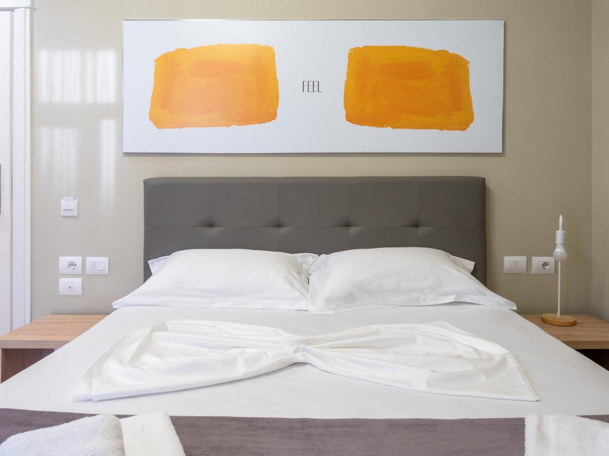 Kolosjani Hotel Himare Eksteriør bilde