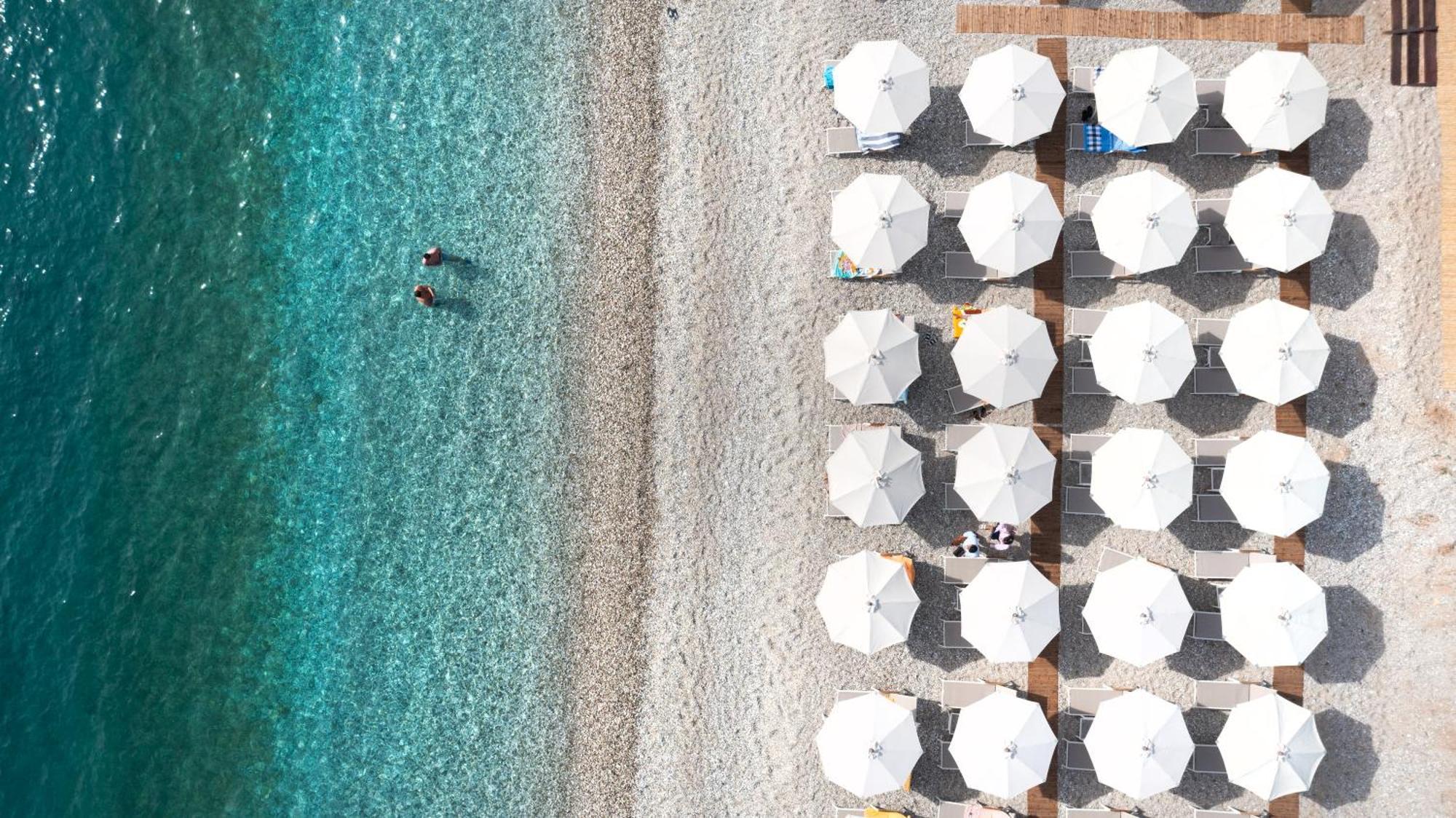 Kolosjani Hotel Himare Eksteriør bilde